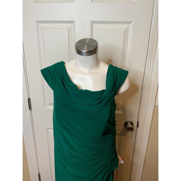 MacDuggal IEENA for MacDuggal Green One Shoulder Cap Sleeve Faux Wrap Gown Sze14 - Picture 2 of 9